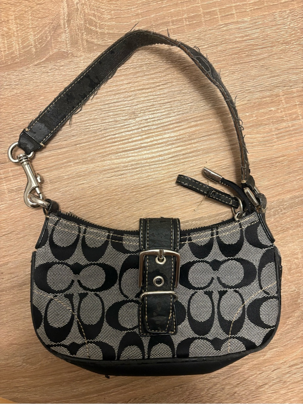 Vintage Coach Y2K Soho Signature Jacquard Black Shoulder Bag – Silver Buckle